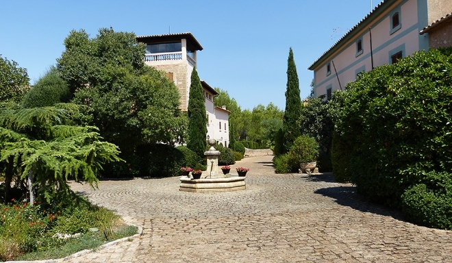 Bodegas Biniagual